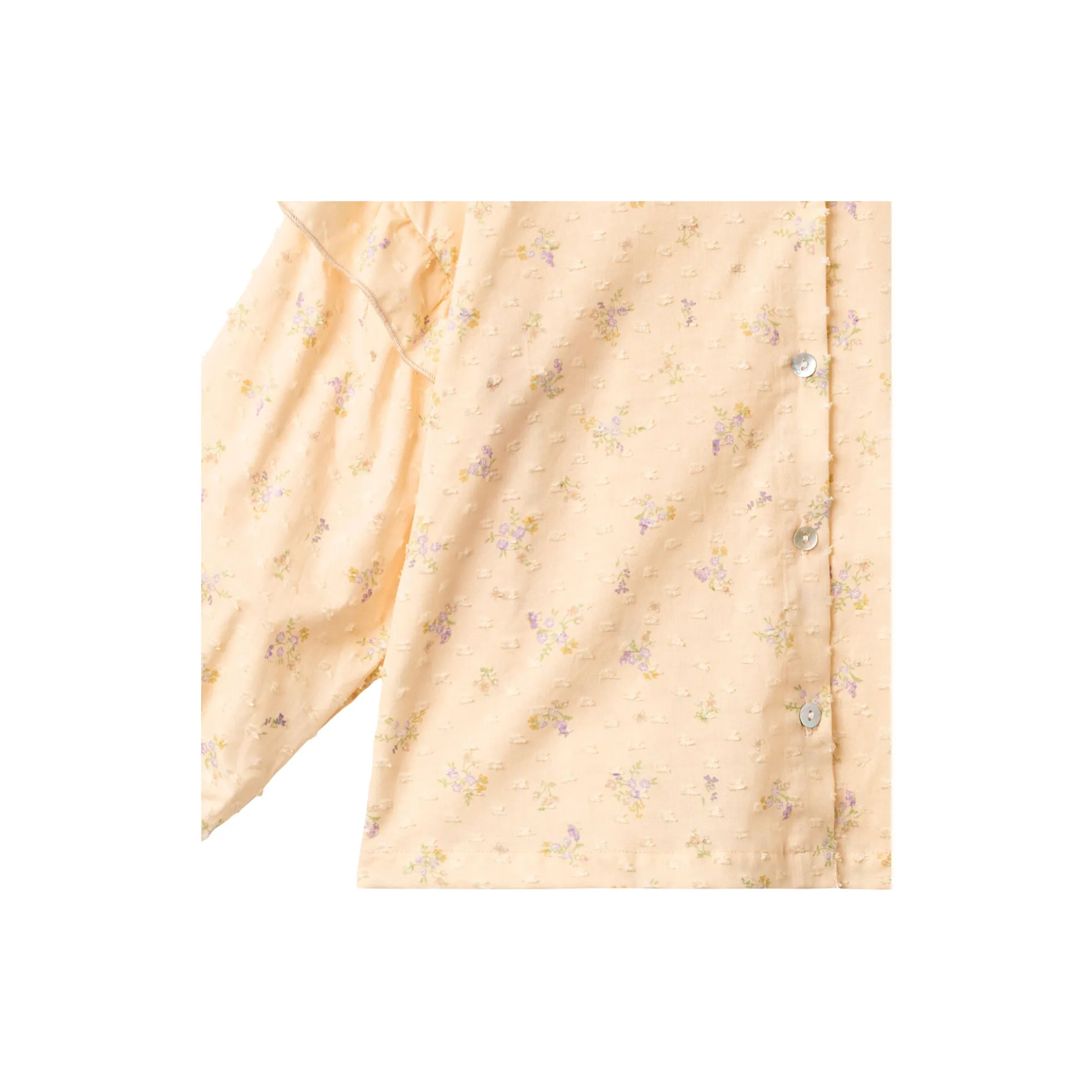 Shirt Gerda, barely apricot flowers
