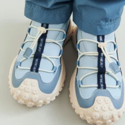 Sneaker Billie, summer sky