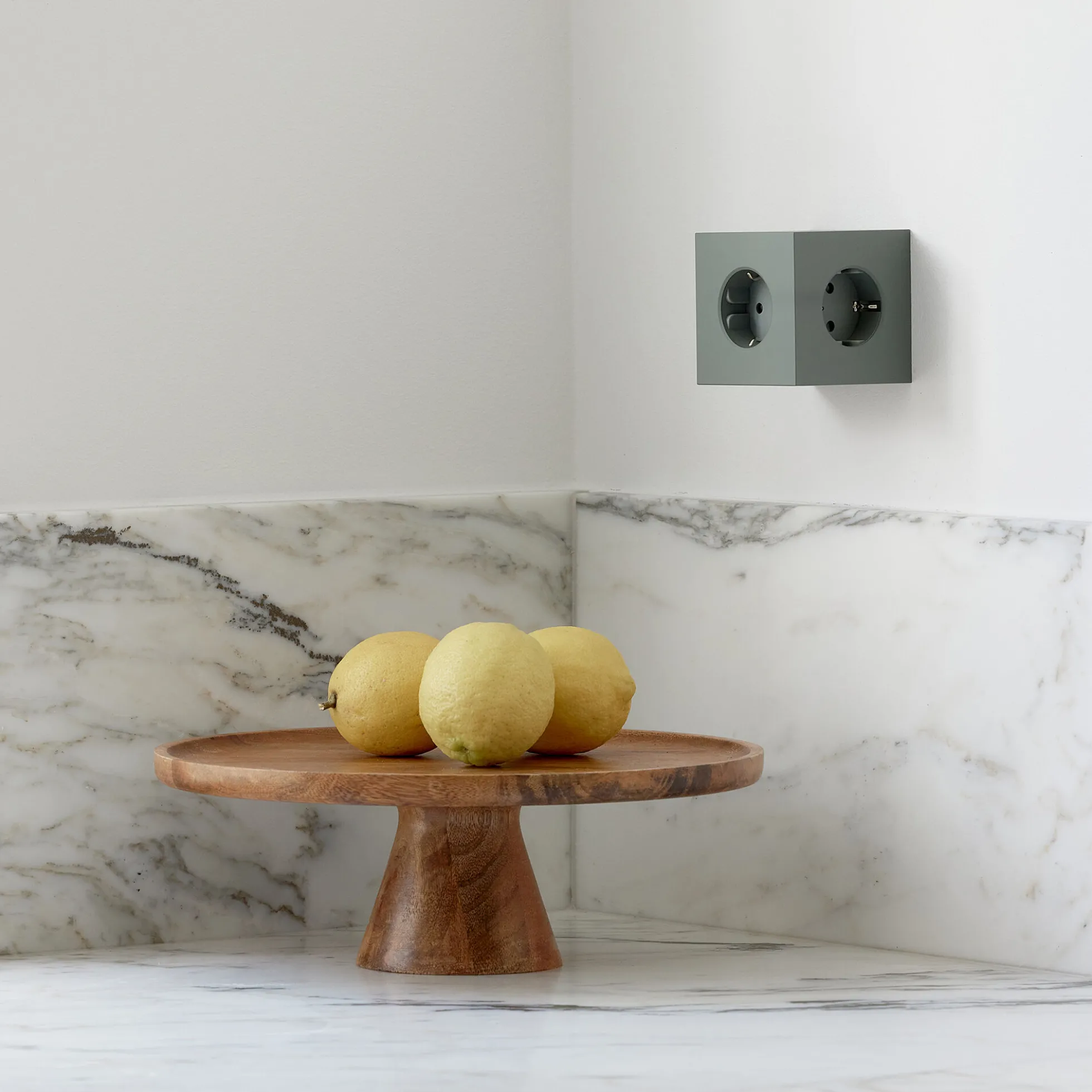 Square 2 USB-C (30W), oak green