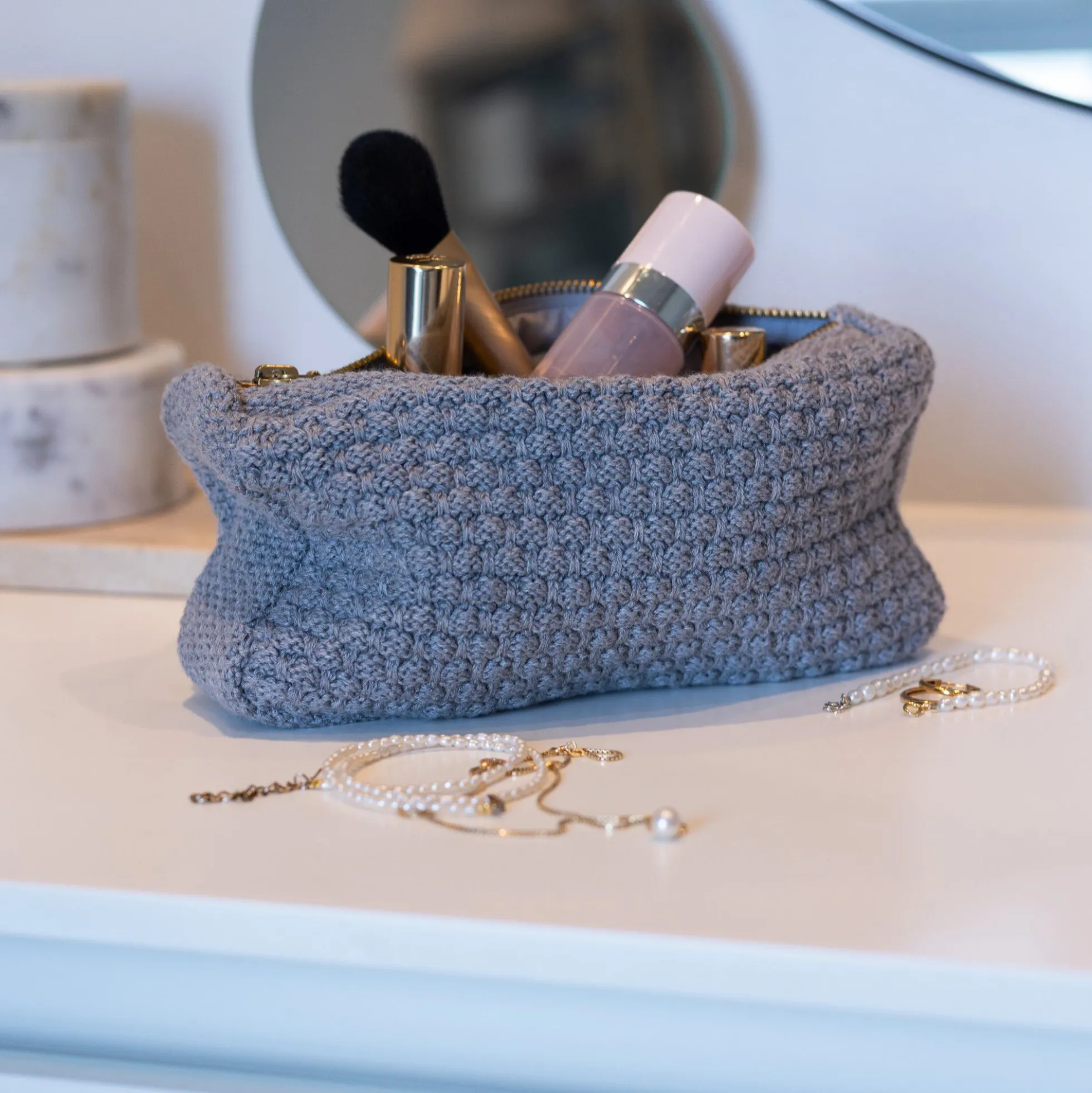 Strikket Clutch Petra, med grey melange