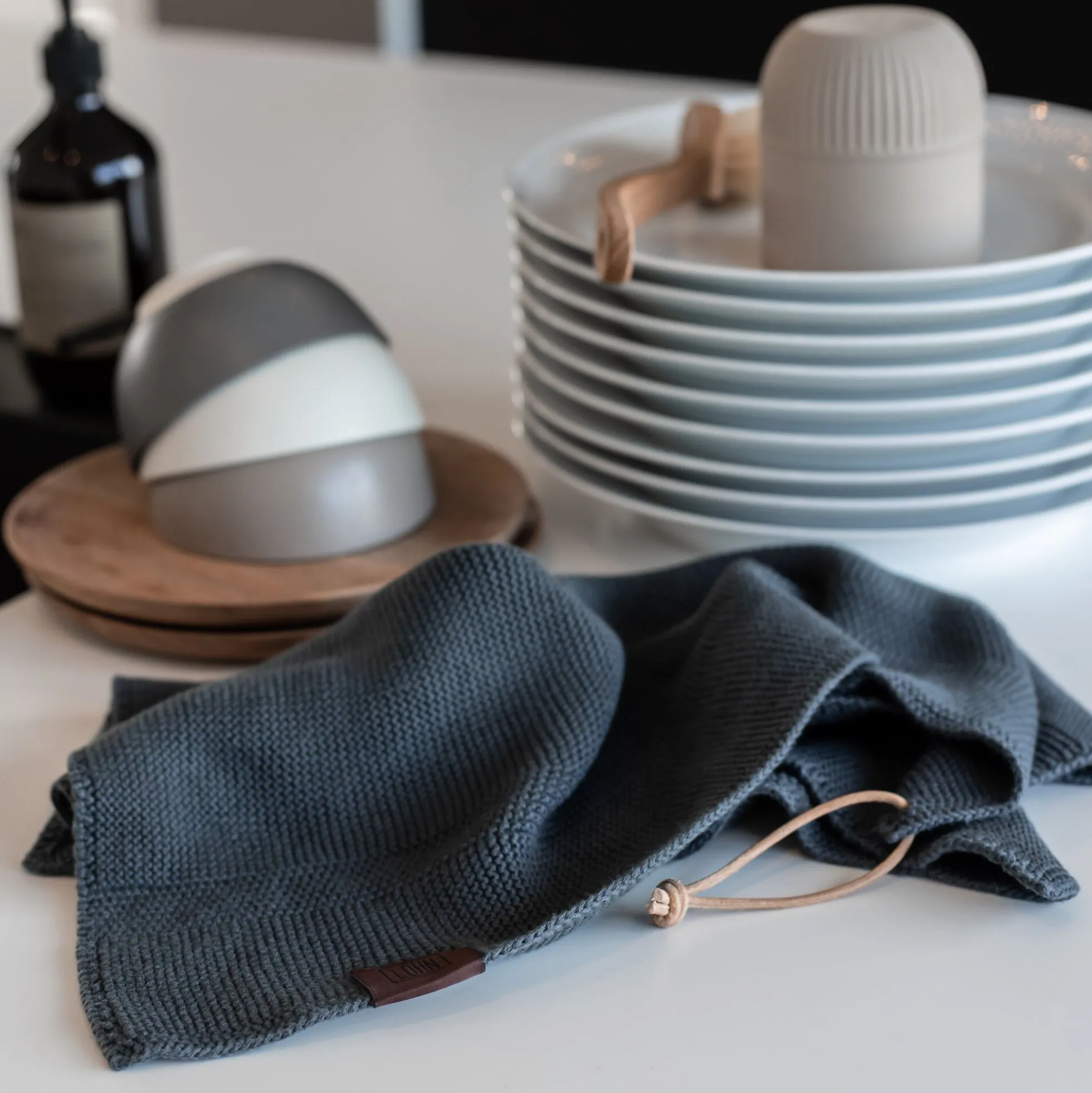 Strikket Håndklæde, dark grey