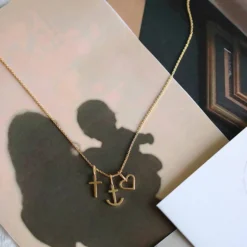 Symbols Open Heart vedhæng, guld