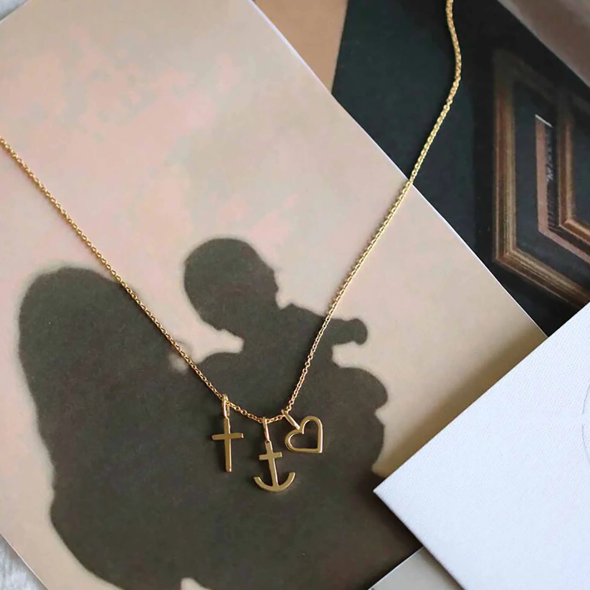 Symbols Open Heart vedhæng, guld