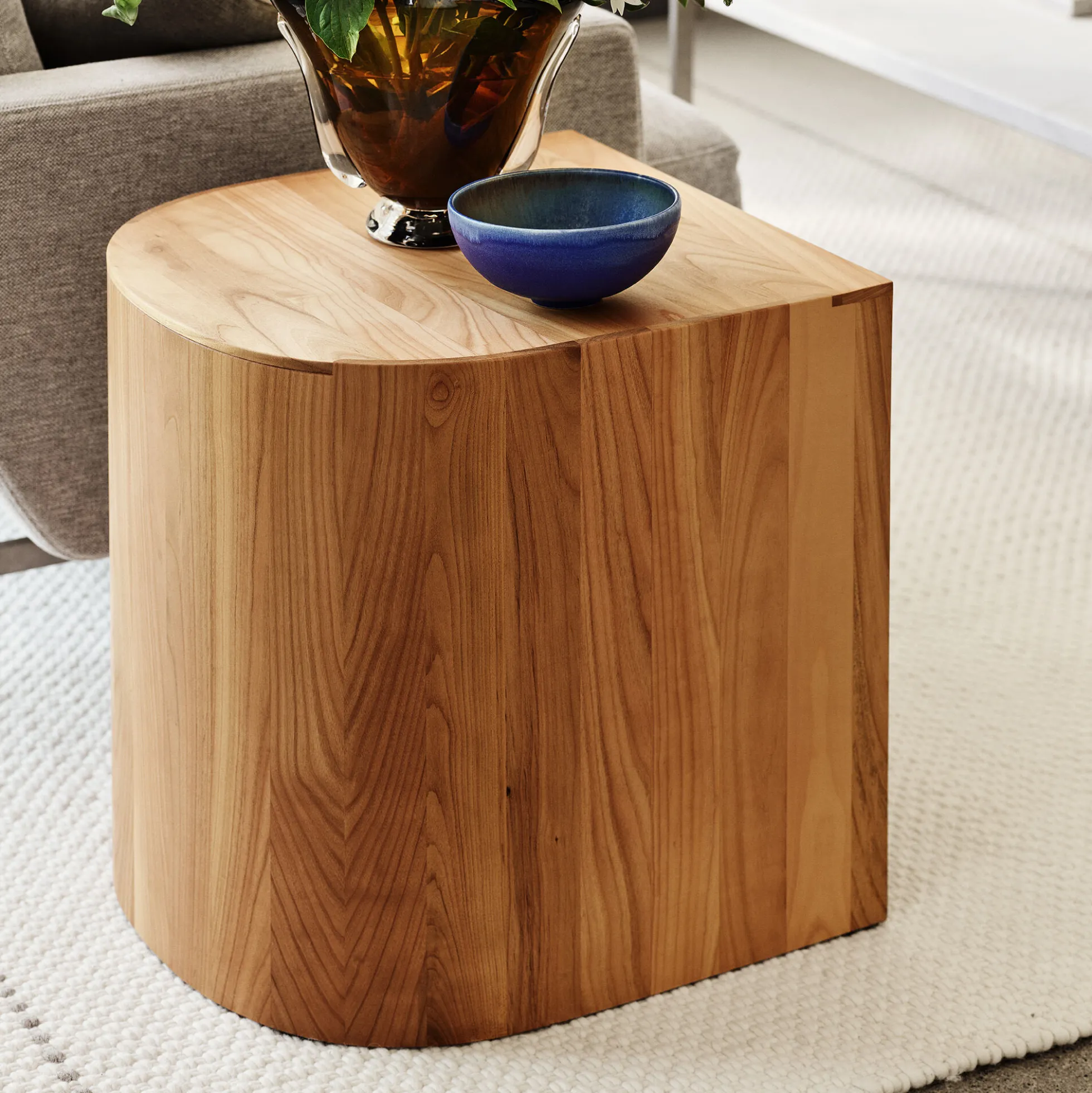 Taburet™, cherry