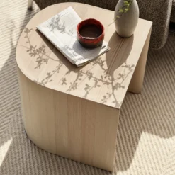 Taburet™, pine