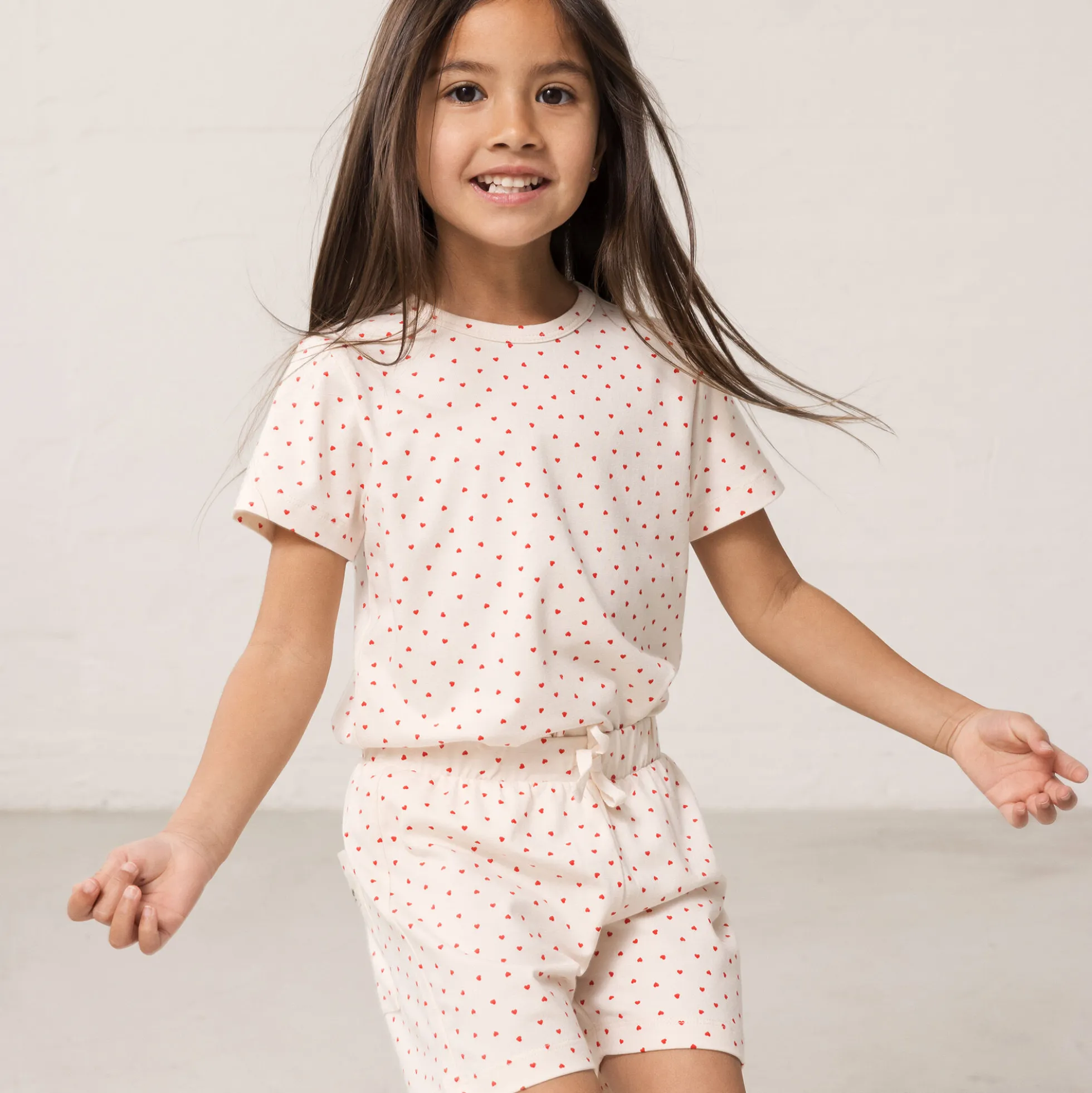 Tago T-shirts, happy hearts