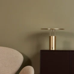 Tempel280 bordlampe, messing