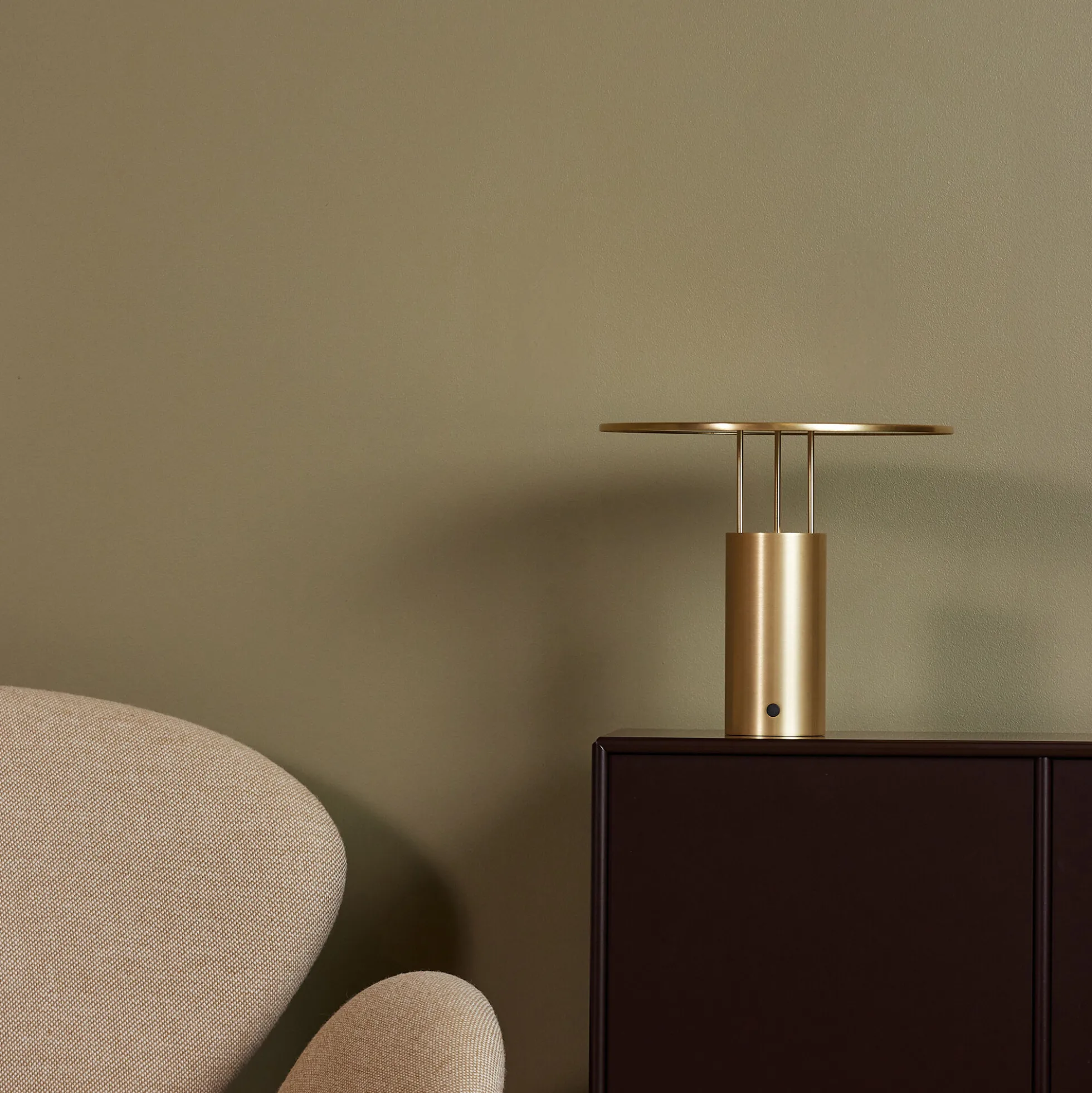Tempel280 bordlampe, messing