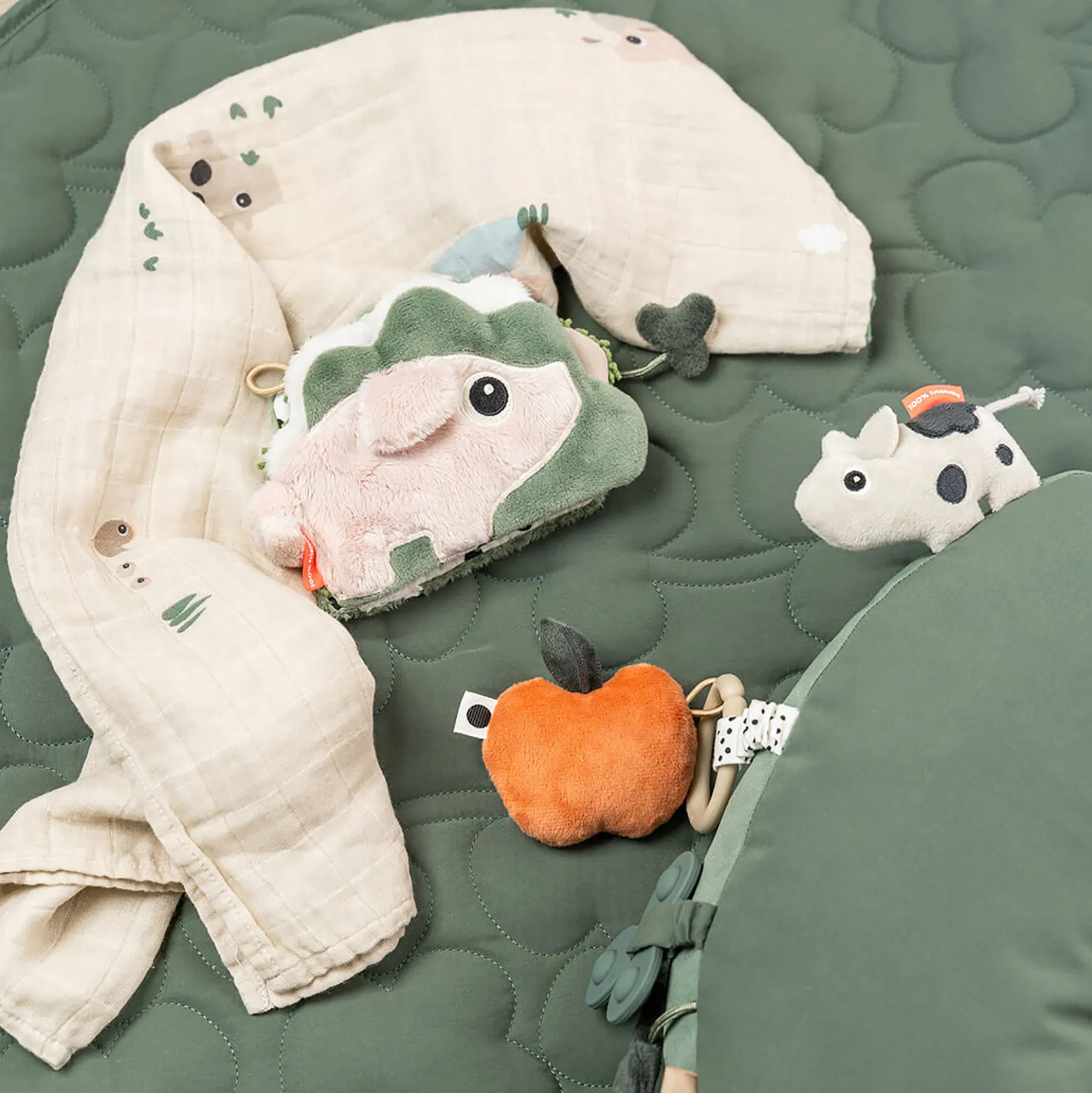 Tiny Farm tummy time aktivitetspude, green
