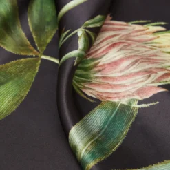 Trifolium silketørklæde, navy blue/golden sand
