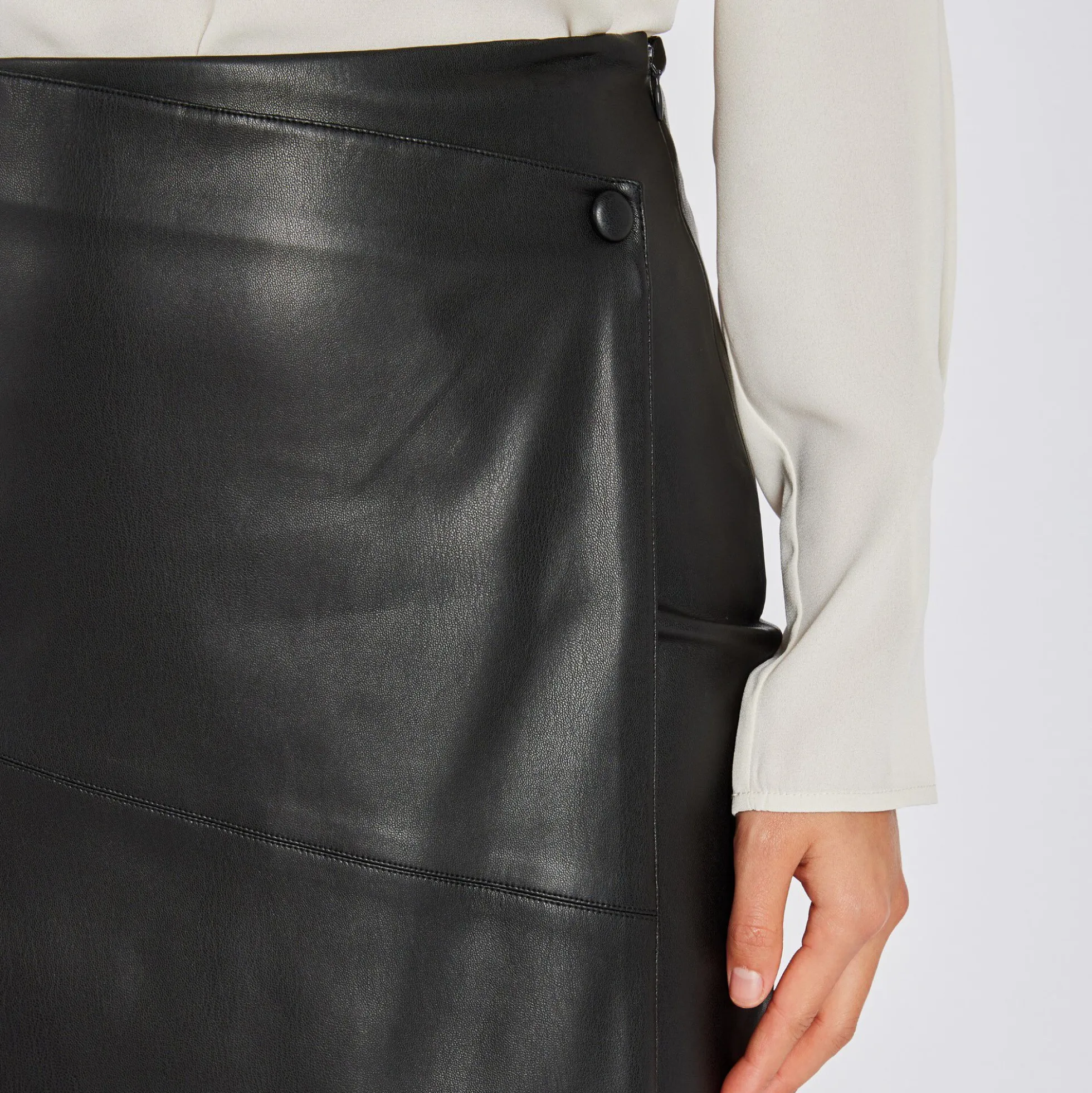 VeganiBBVistina Skirt, black