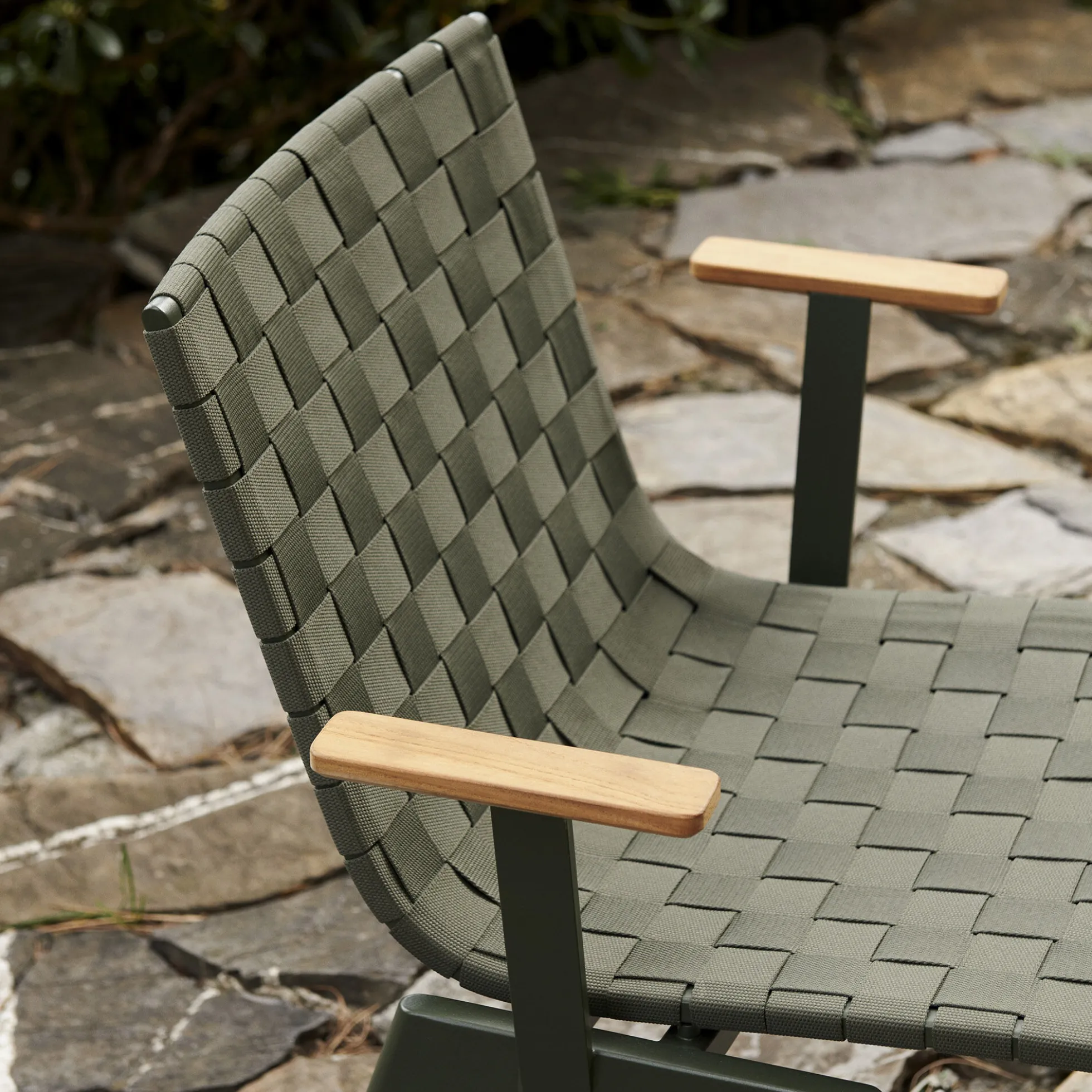 Ville AV34 Outdoor Armchair, bronze green