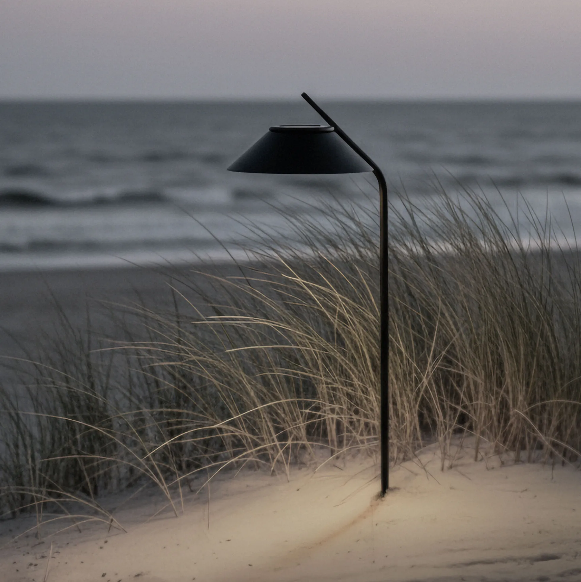 Vinkel LED solcellelampe spyd, black