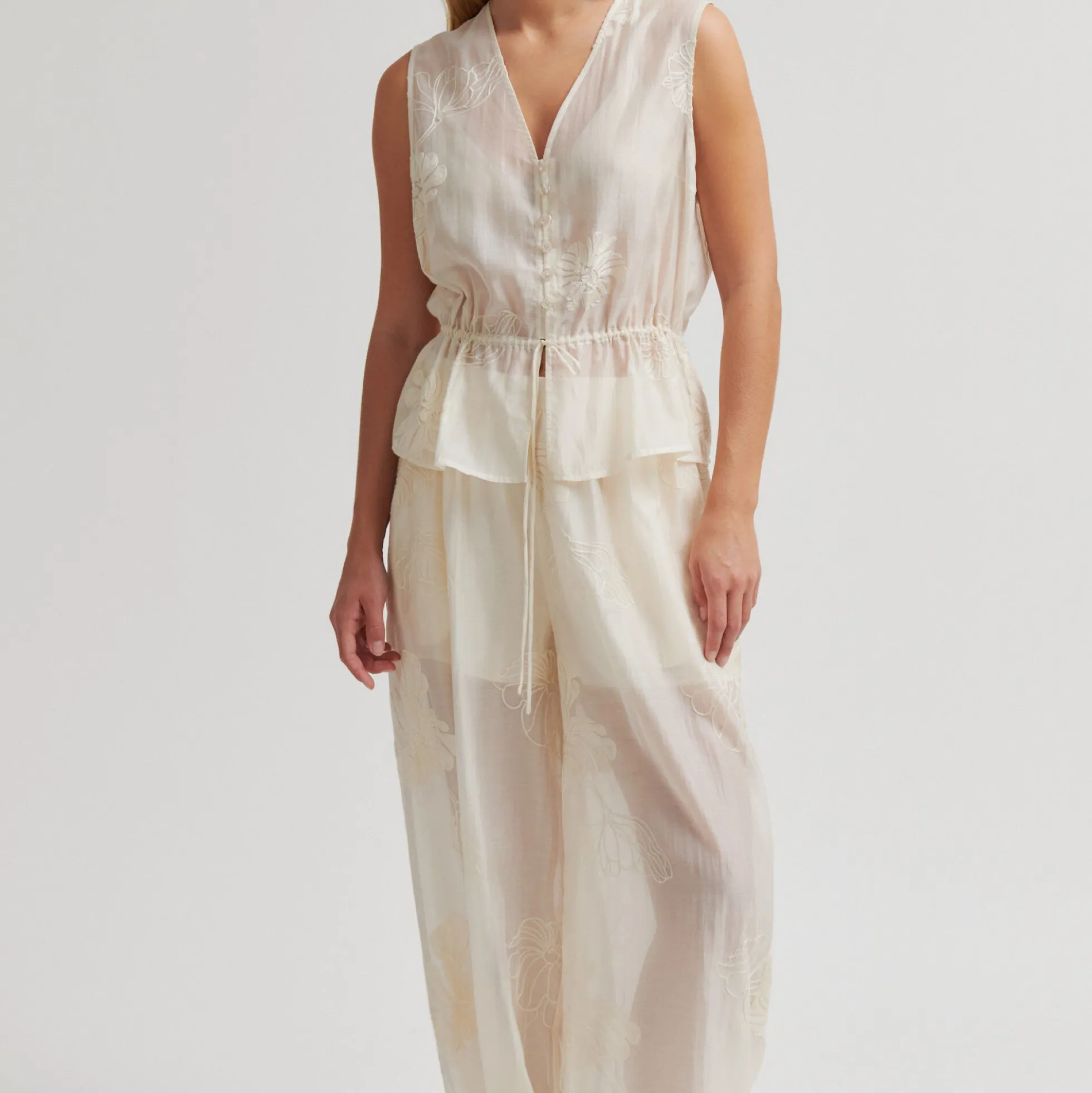 Vira Trousers, soft beige