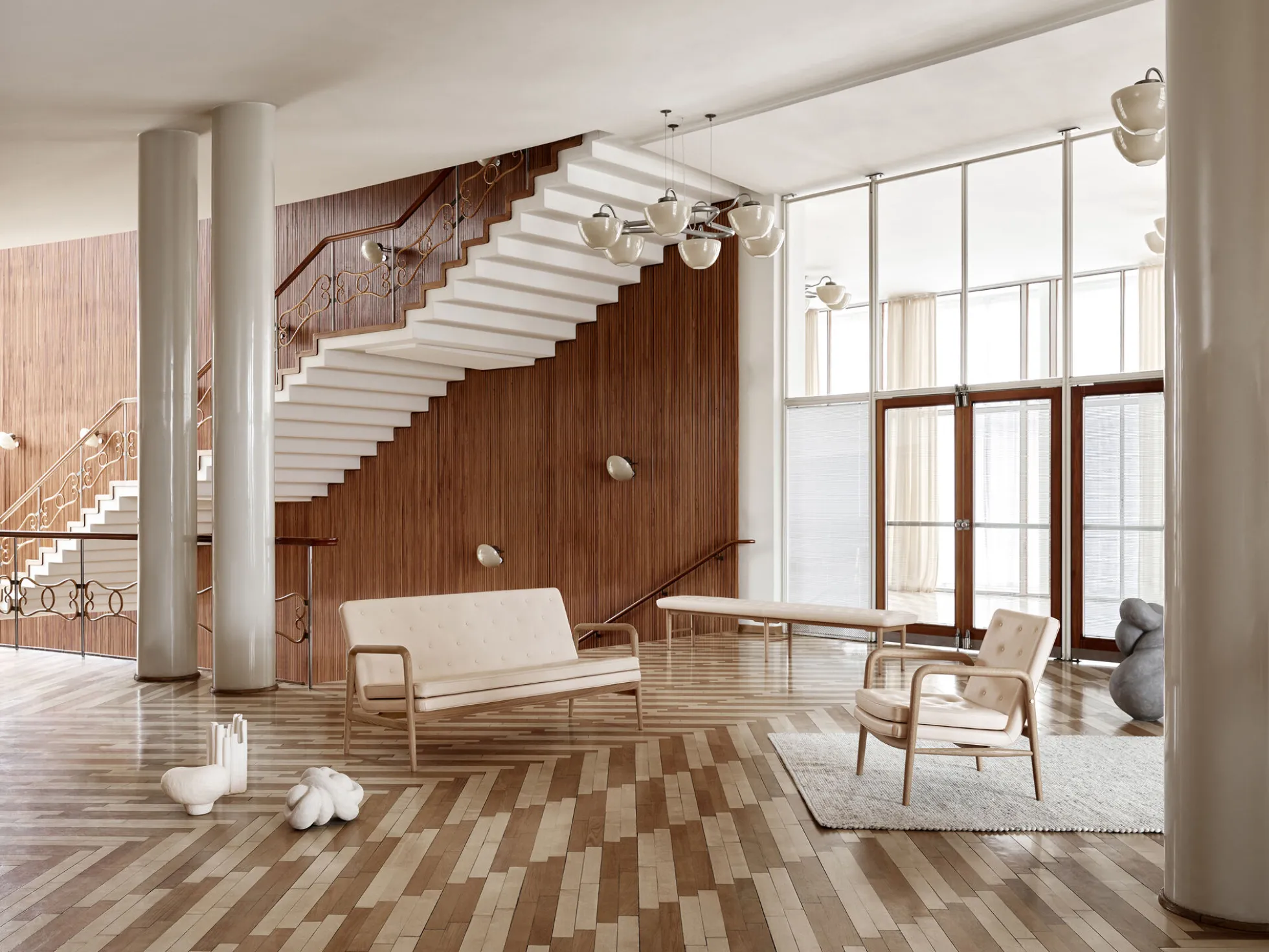 VLA76 Foyer loungestol, Sif 90/olieret eg