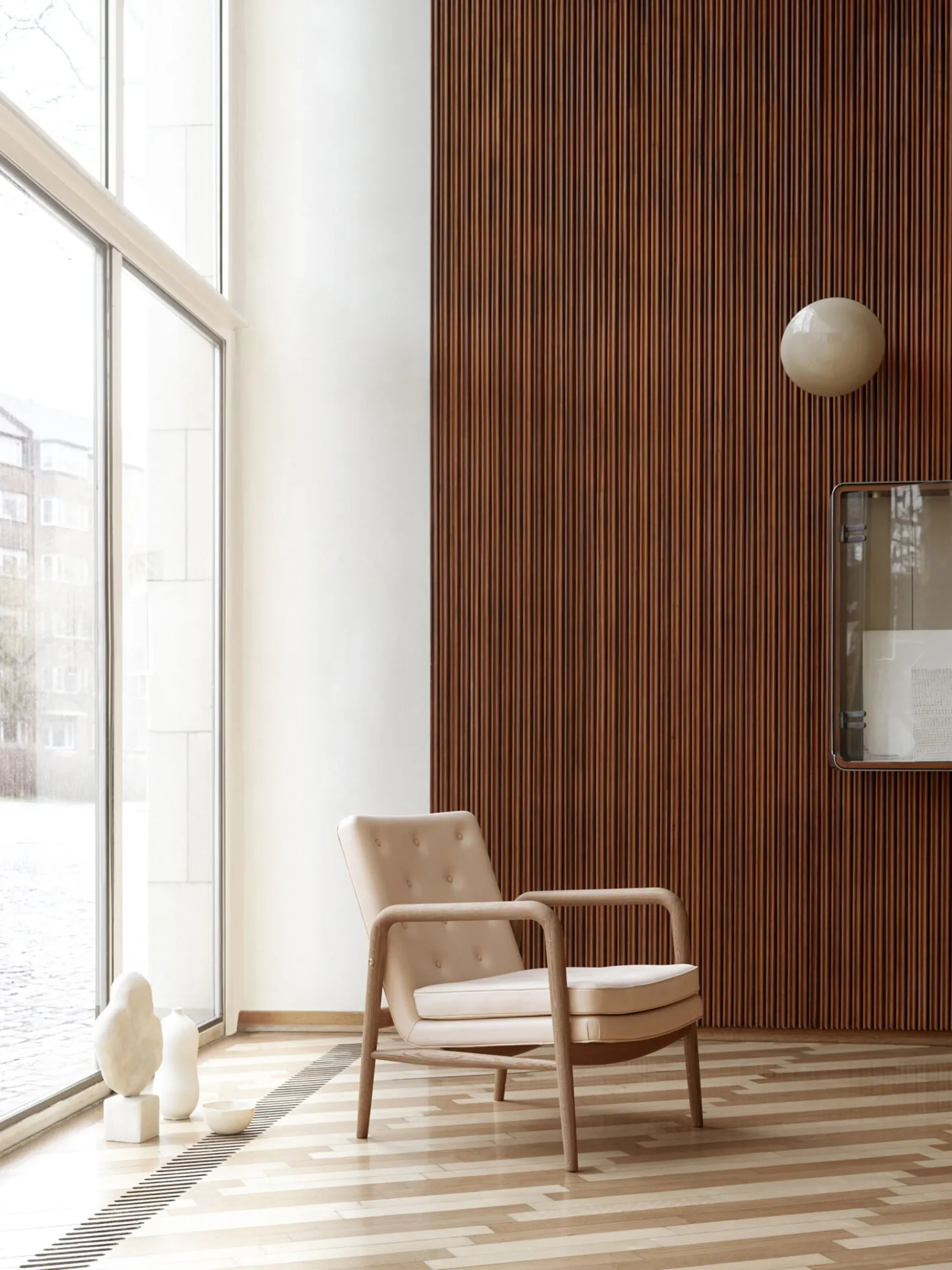 VLA76 Foyer loungestol, Sif 90/olieret eg