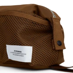 Wash bag, brown