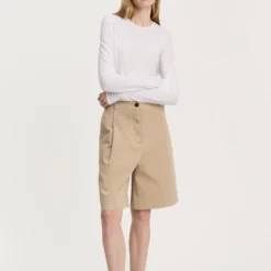 Willy Shorts, semolina