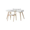 Wood skrivebord 66 cm & armstol sæt, hvid/eg