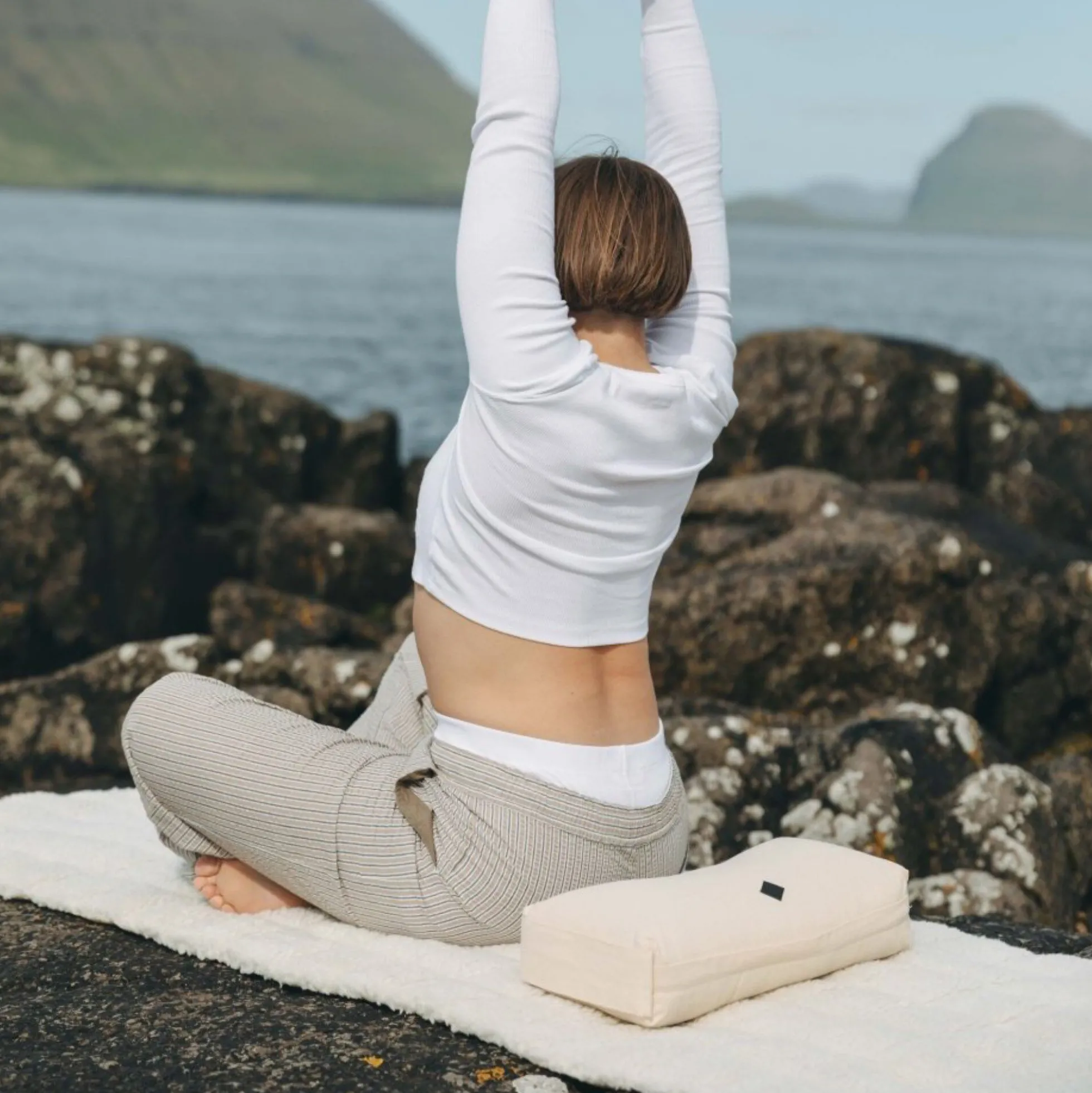 Yoga meditationshynde, råhvid
