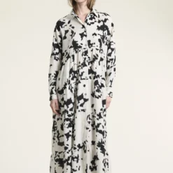 Yuri lang kjole, lily abstract lace